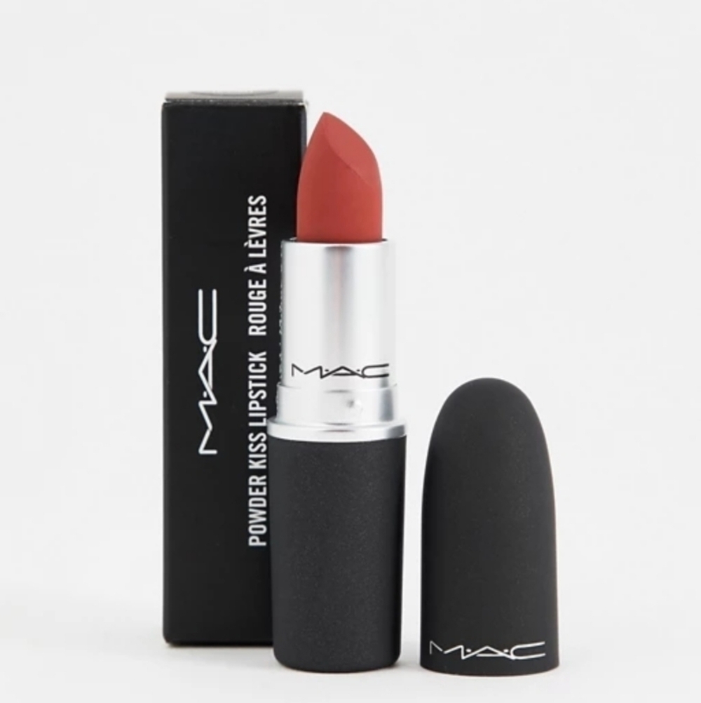 MAC Devoted to Chili 316 Lipstick, Powder Kiss (New)